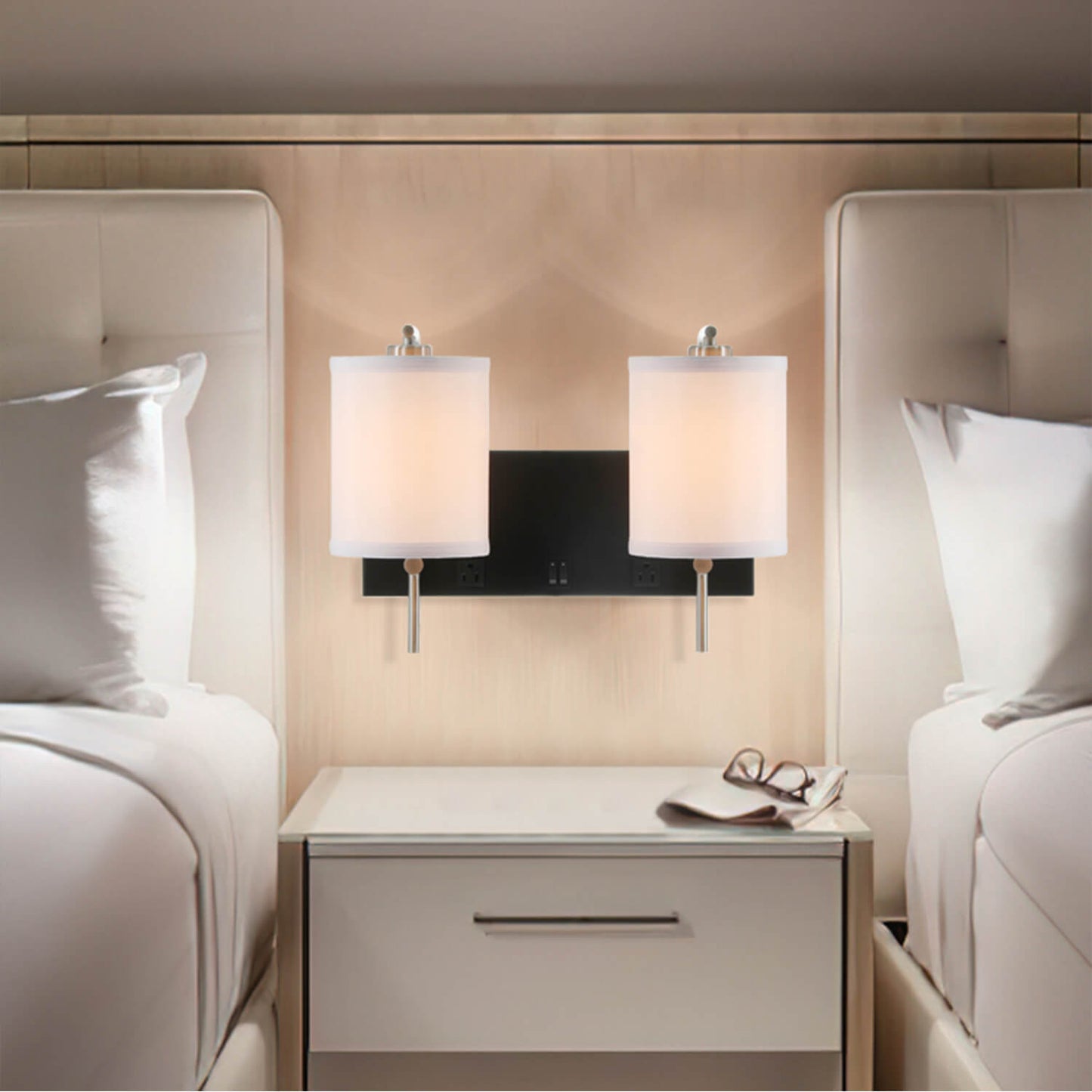 2-Lights Fabric Lampshade Bedside Light Wall Mounted Hotel Lamps With Outlets Guesroom Led Wall Lamp Bedroom for Reading XB-W1257-2