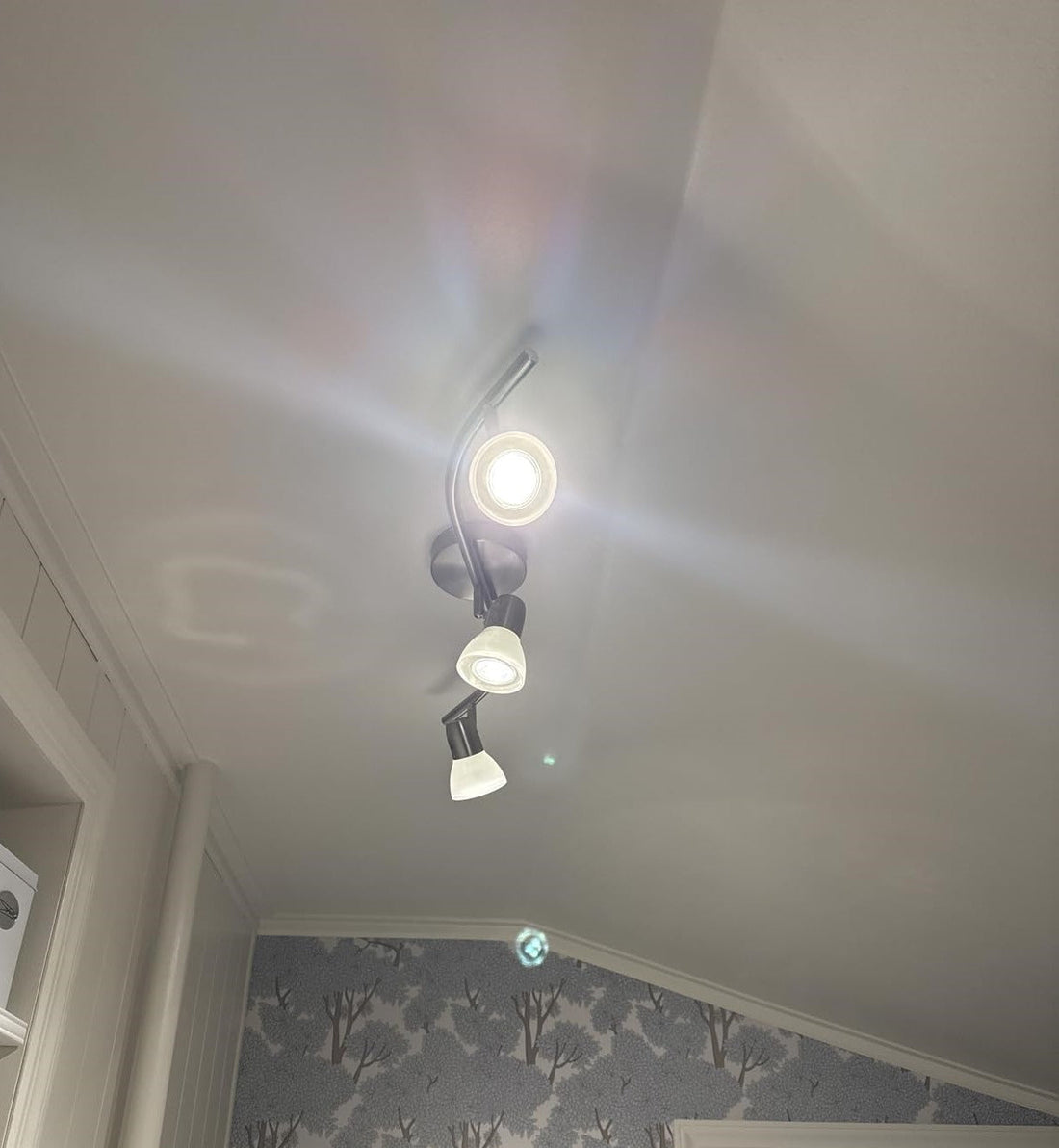 Enhancing Small Spaces with Ceiling Track Light Solutions