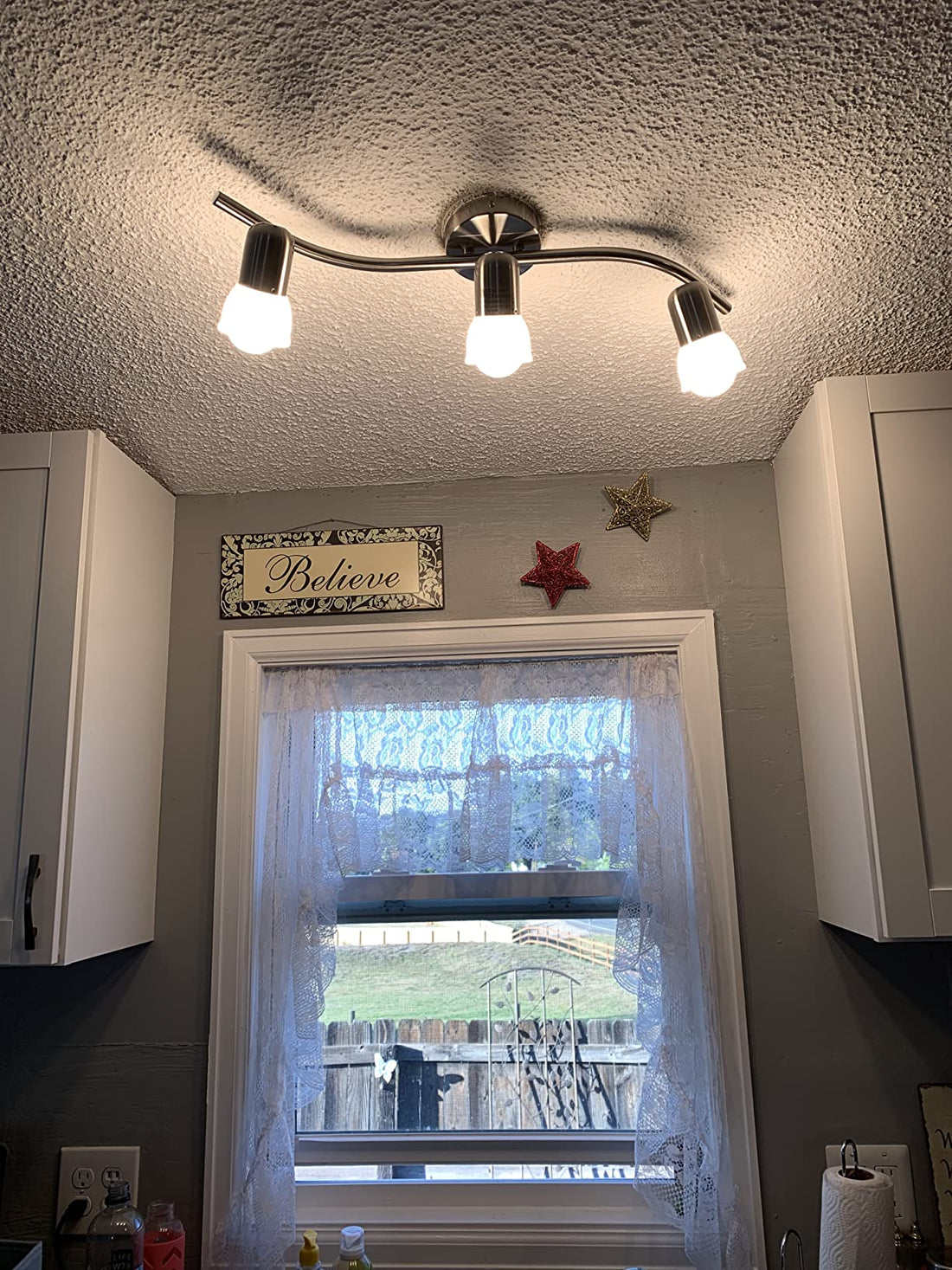 Choosing the Right Track Light Fixture for Functional and Stylish Illumination