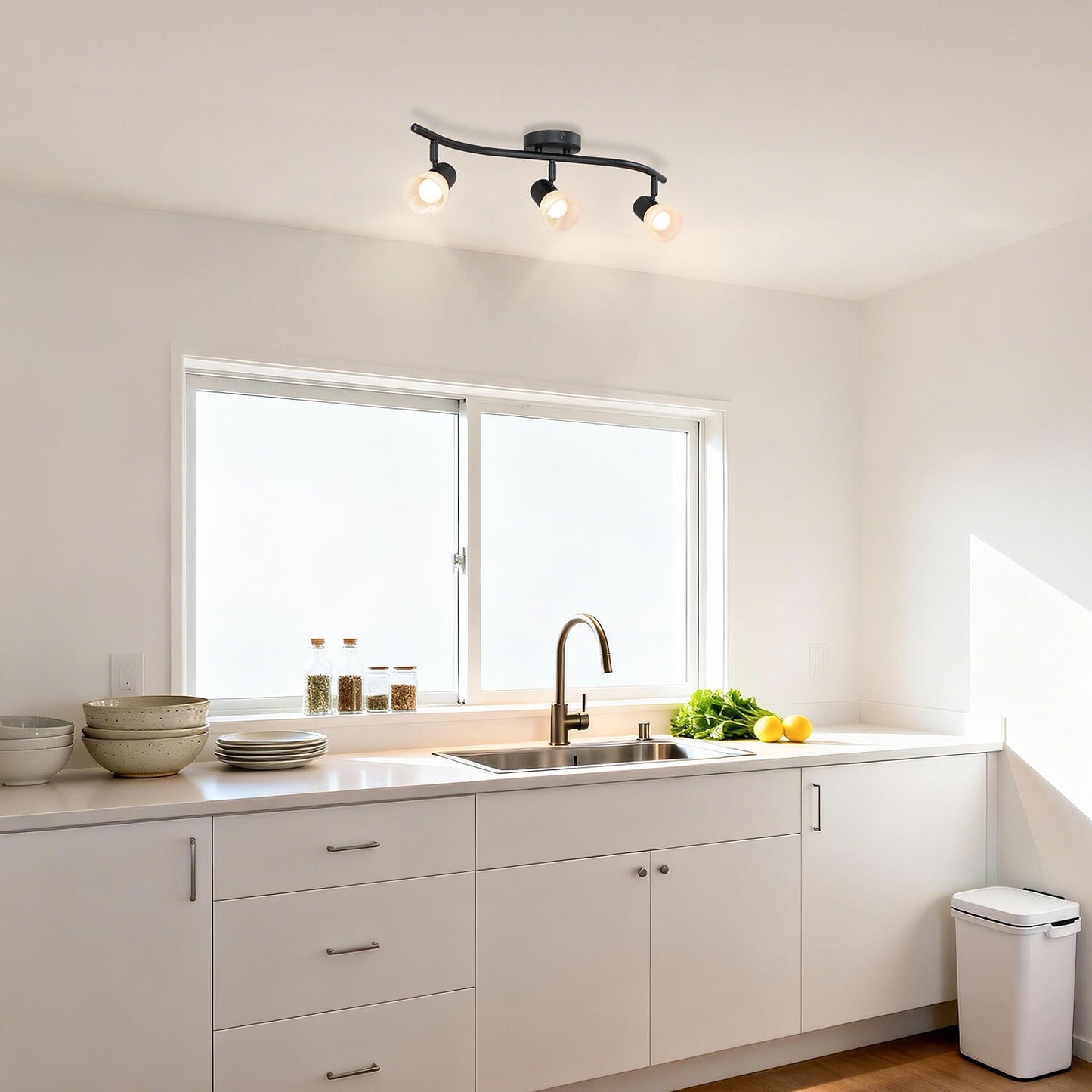 Modern Complete Track Lighting Kit with Rotatable Head Black Kitchen Ceiling Spot Light XB-TR1238-3-MB