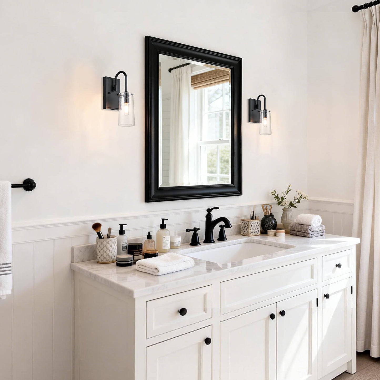 Industrial Black 1 Light Vanity Sconce Light with Seeded Glass XB-W1283-1-MB